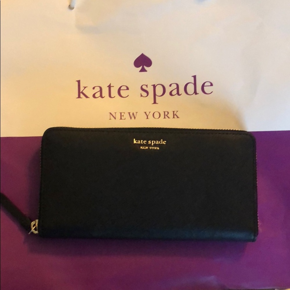 Black Kate Spade wallet